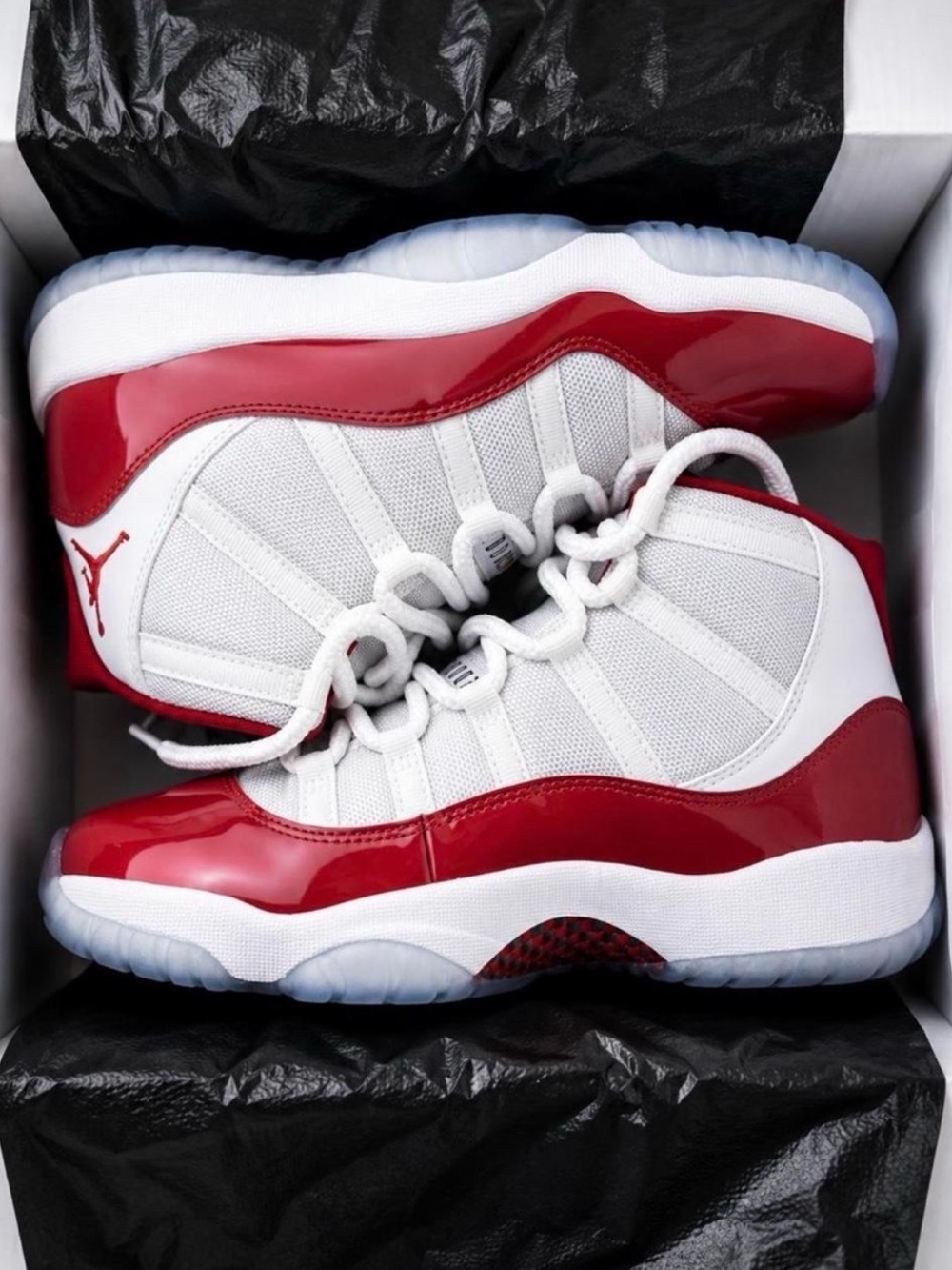 Jordan Kids Retro 11 Cherry (2022) SZ 7Y
